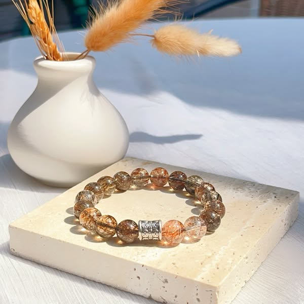 高頻率水晶，有平衡人體七脈輪的能力